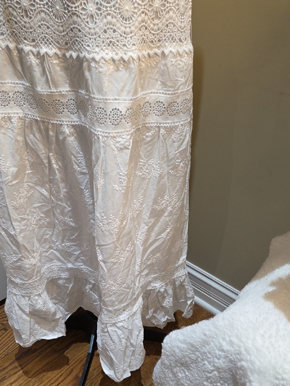 Laura Ashley White Eyelet Maxi Skirt - Picture 7 of 16